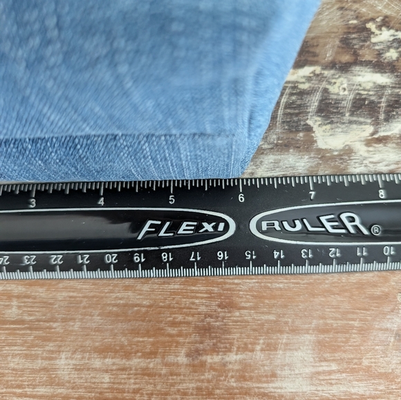 Hand Crafted Sunflower/Recycled Denim Basket/Bin - Picture 7 of 8